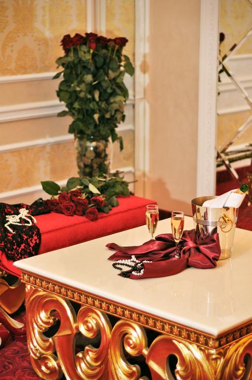 טרוסקבץ Royal Grand Hotel מראה חיצוני תמונה